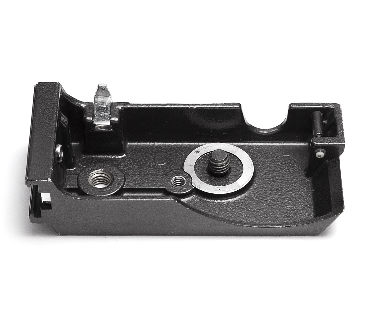 Bolex BASOU flat base adapter for round base H8/H16 with matte box mount.